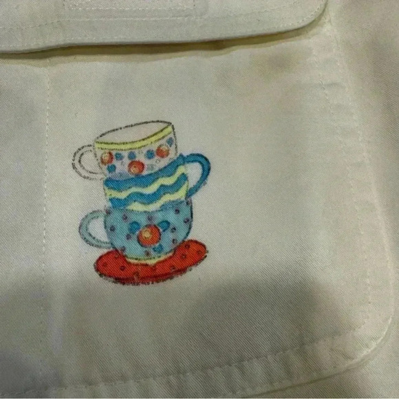 RARE Lauren Ralph Lauren Women’s White Button Up Shirt W/ Tea Pot Embroidery S - Picture 2 of 13